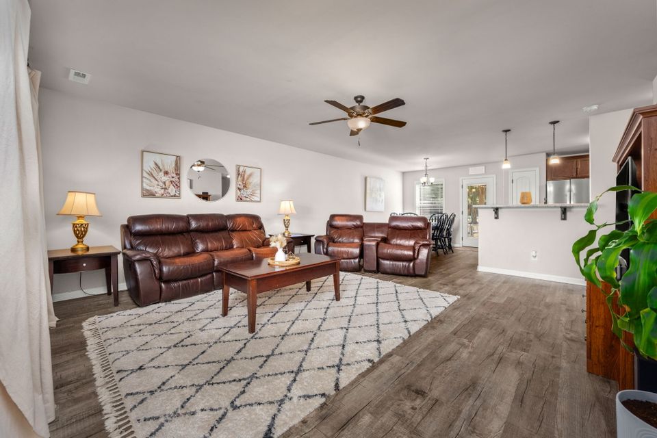 14 web or mls 59 sonoma dr   clear lens real estate photography 10