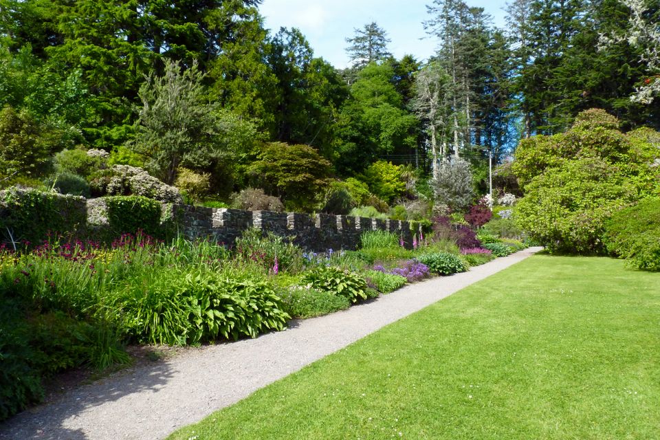 Photo 1663185777390 d44a6f4724b9