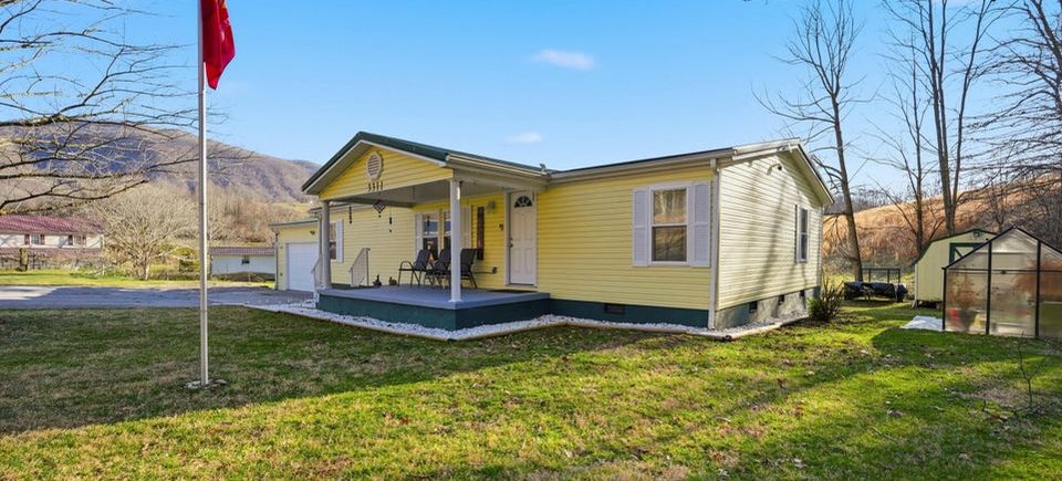 3311 rebecca road  big stone gap  va