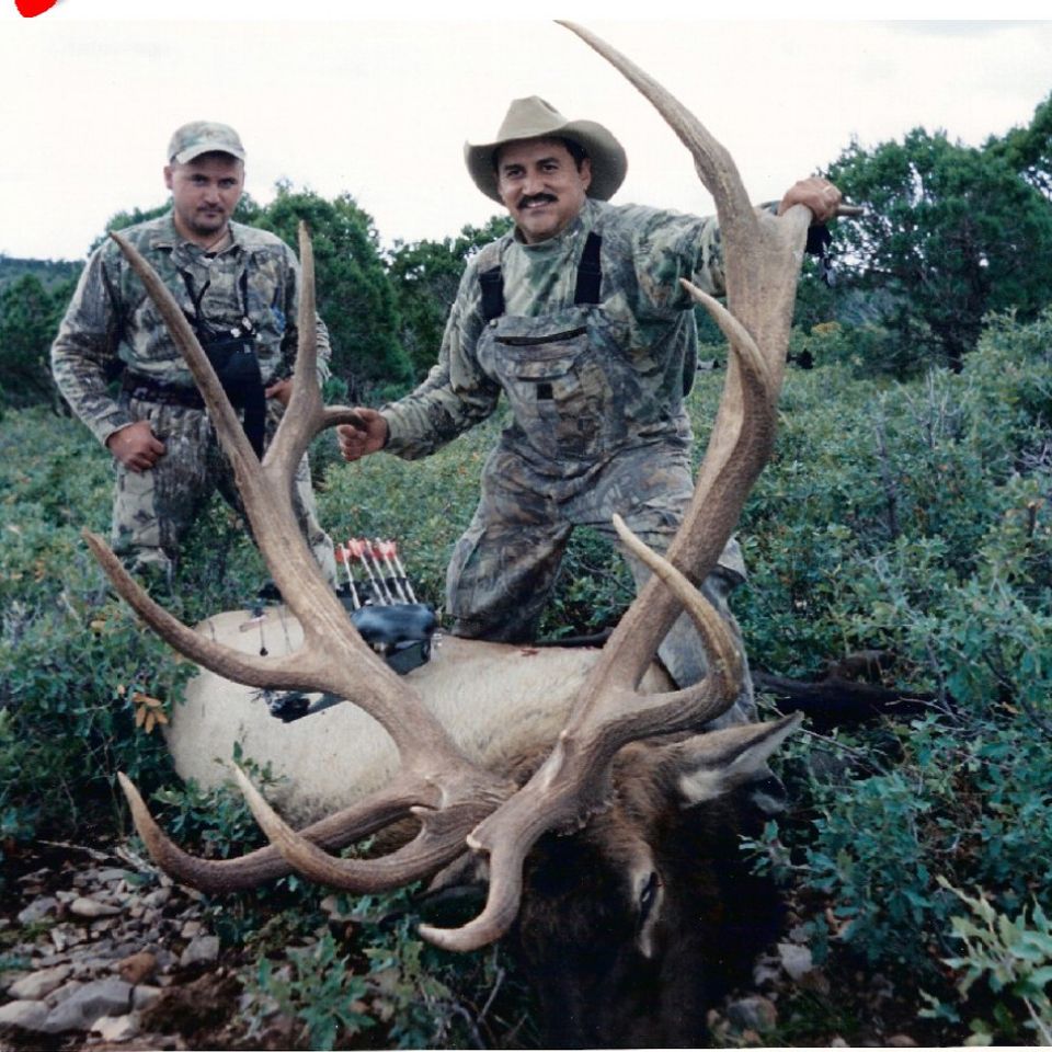 Elkguydsbiggamehuntingservice picture