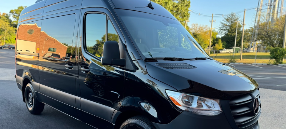 Sirch luxury transportation services  1900x1100 (1)