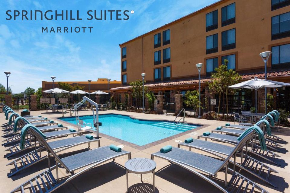 Springhill suites pool photo