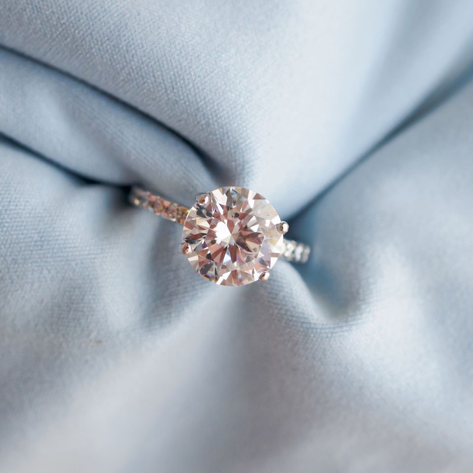 Depositphotos 409209390 xl 2015