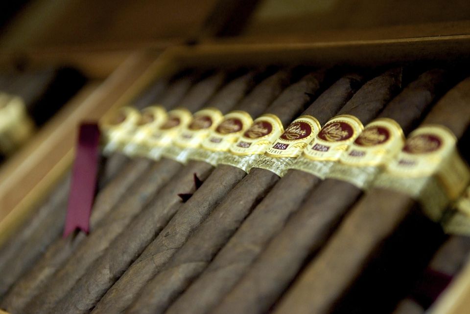 Cigar g248043fba 1920