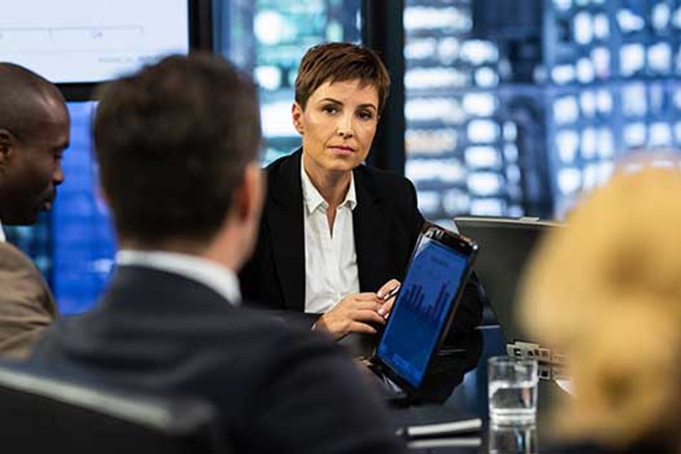 Finance careers 750x350 1