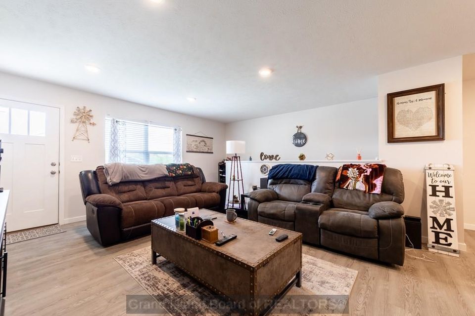944 e 19th st grand island ne 68803 a 2