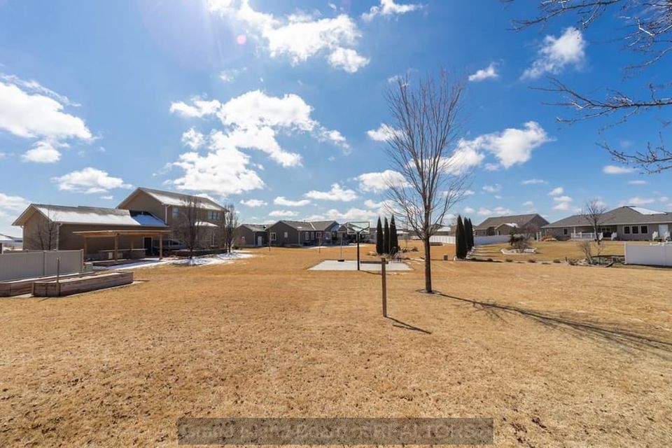 3811 meadowlark cir grand island ne 68803 f 7