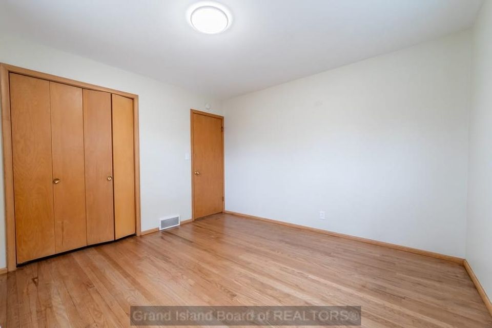 716 s blaine grand island  ne 68803 b 5