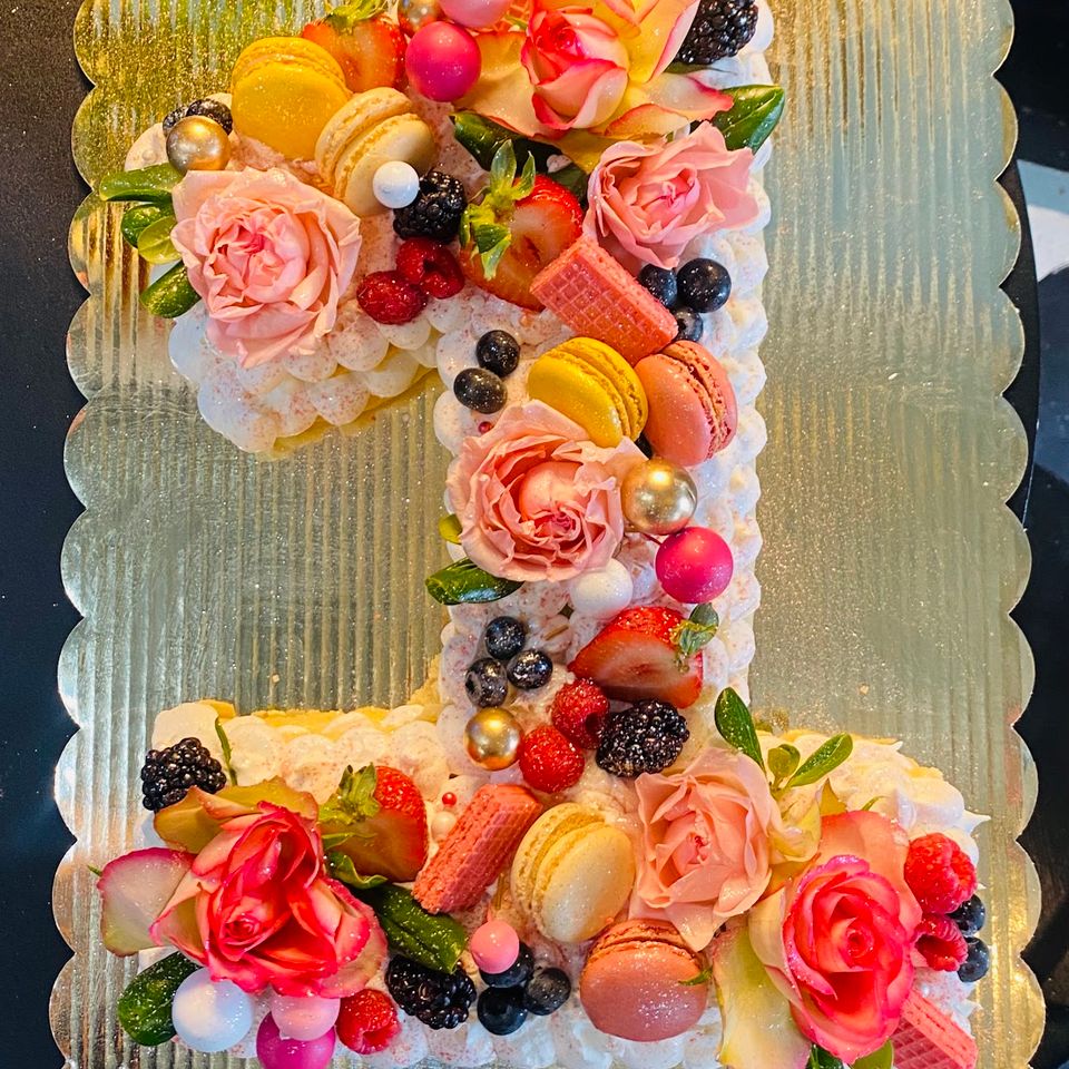 Cakes section
