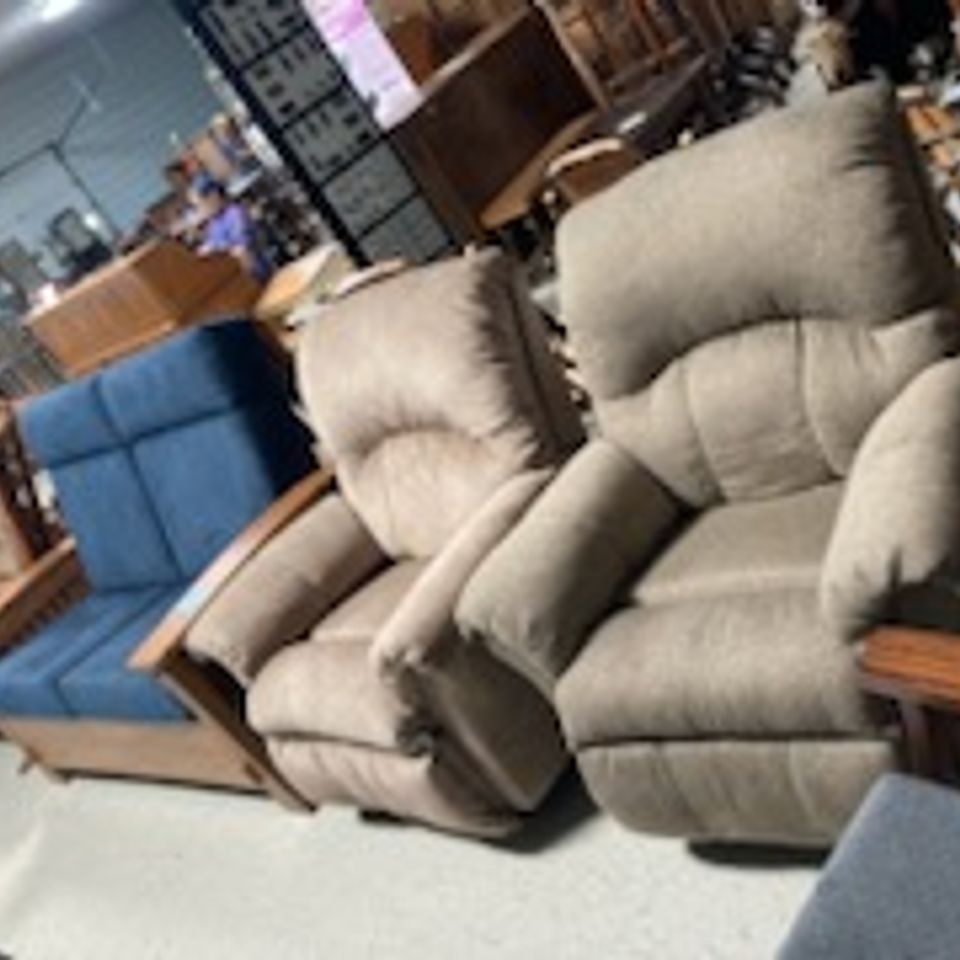 Add living room chairs 5