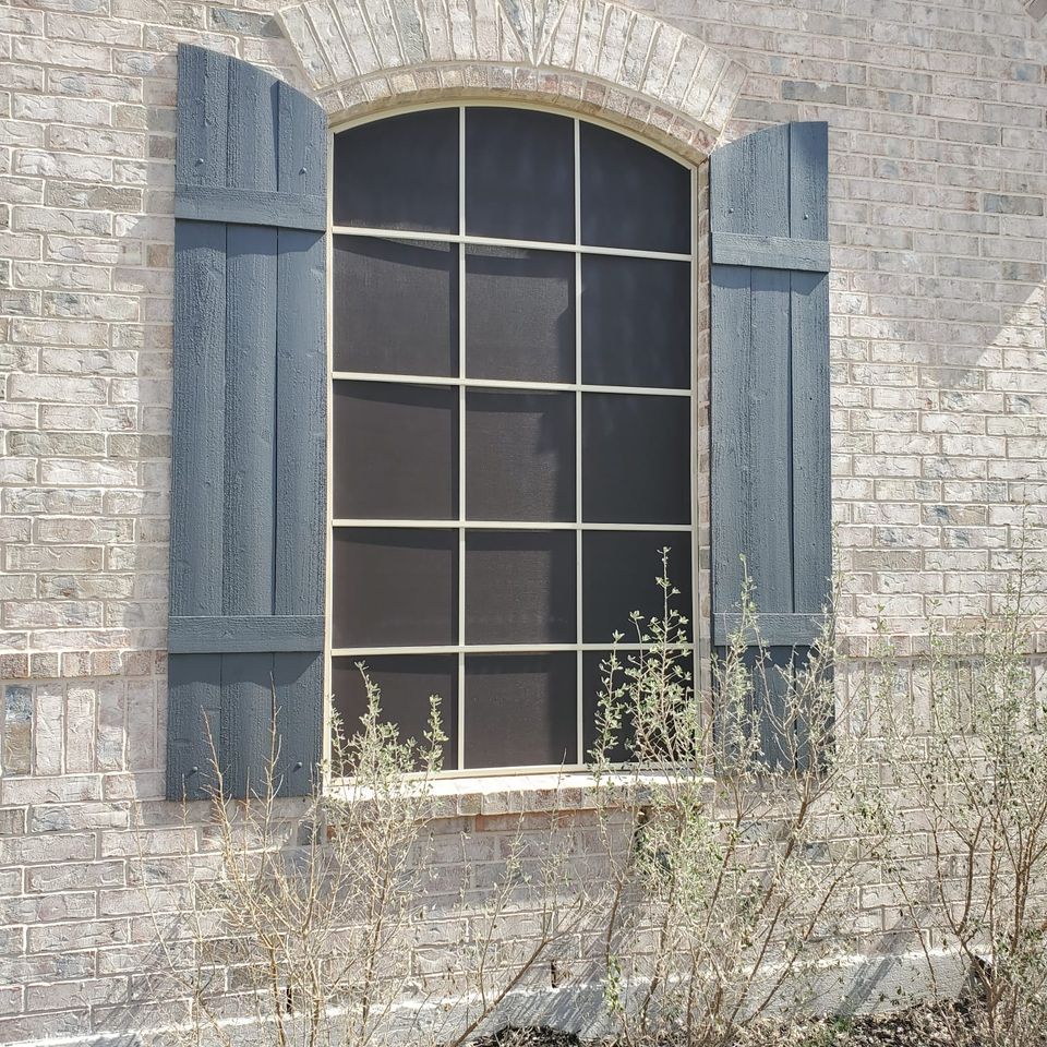 Photo 2025 05 03 19 50 14 2