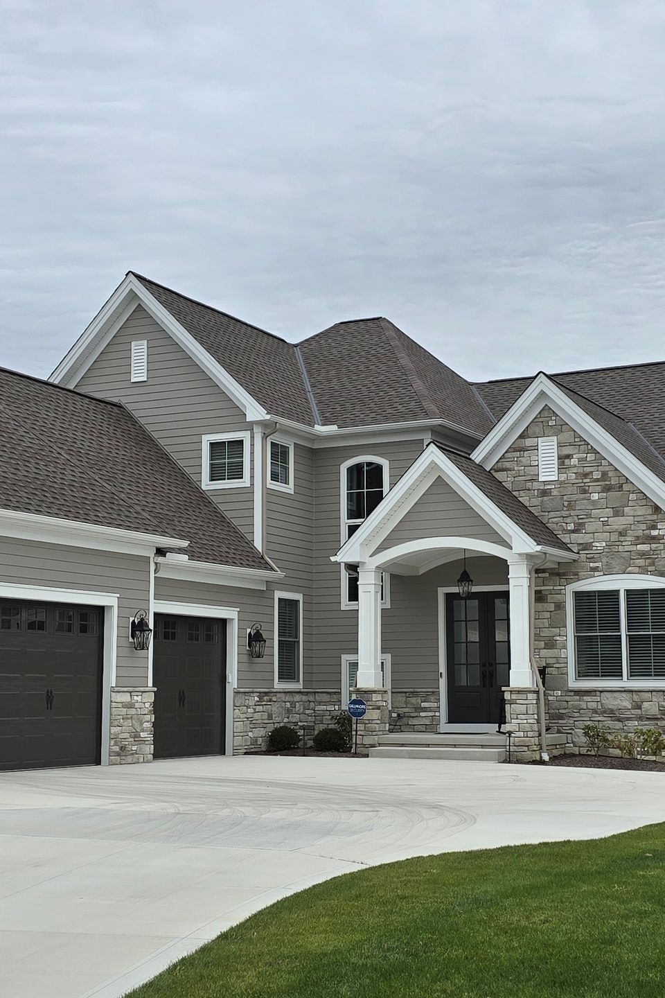 Custom ranch-style home plan by Classic Homes