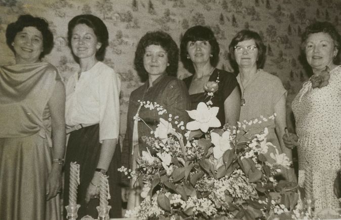 Womans club 9122df