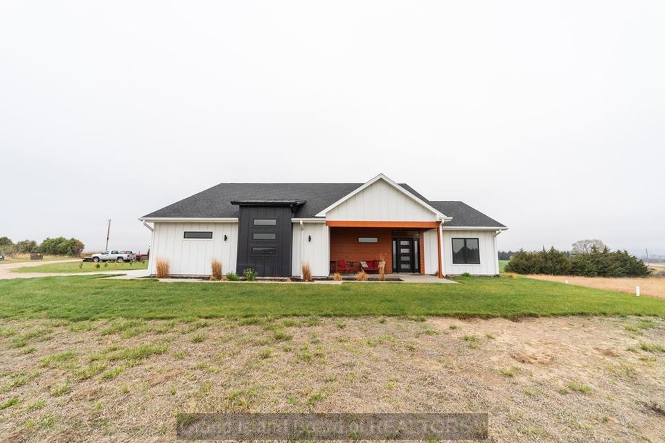 696 8th ave st. paul  ne 68873 a 1