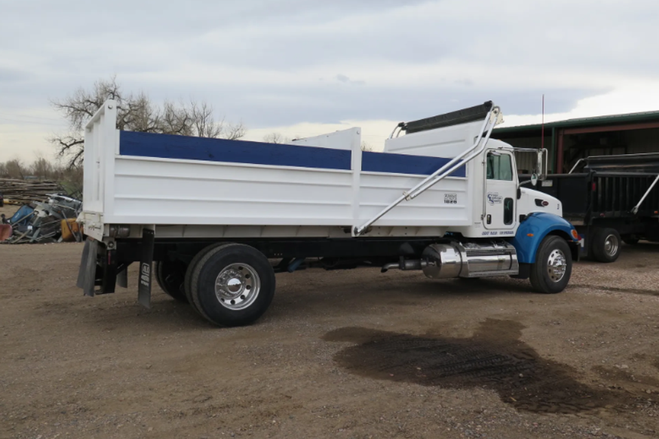 Split load truck