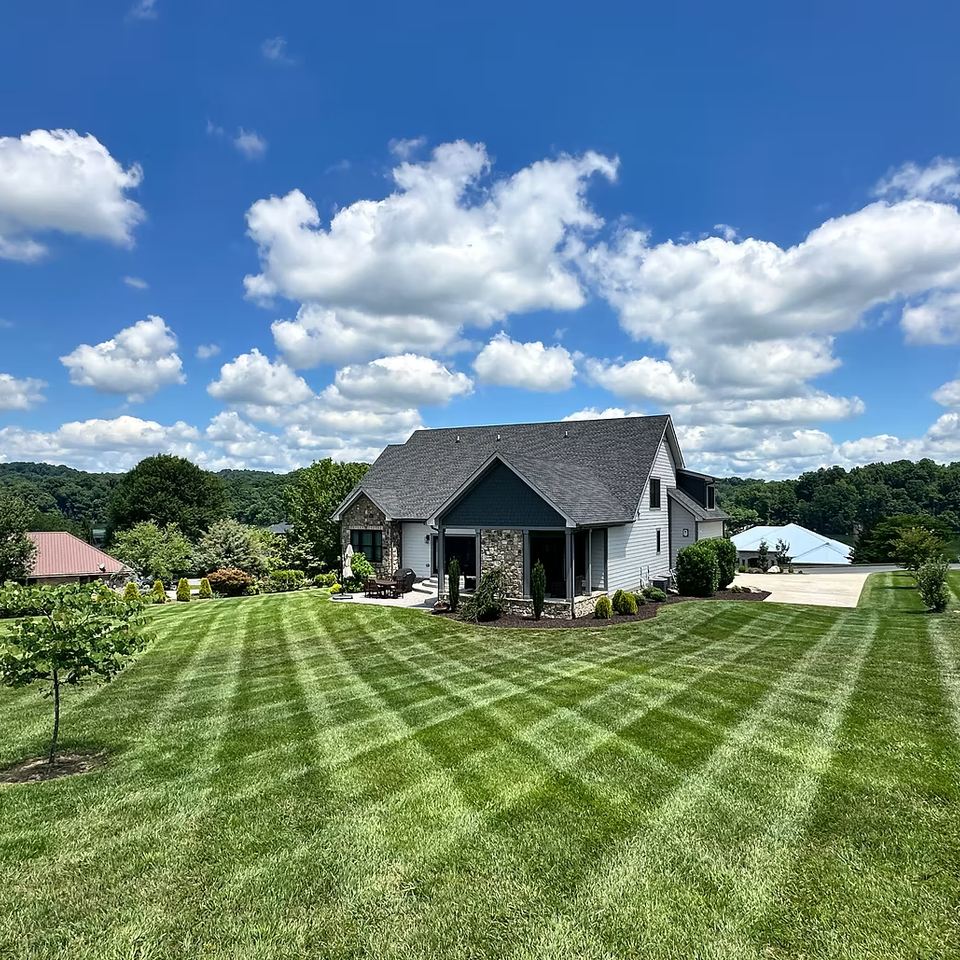 Mowing landscaping johnson city42