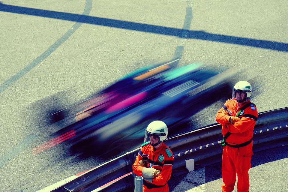 Pit crew gb2544148f 1920