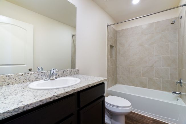 17 15319 harbor lndg 17 mls