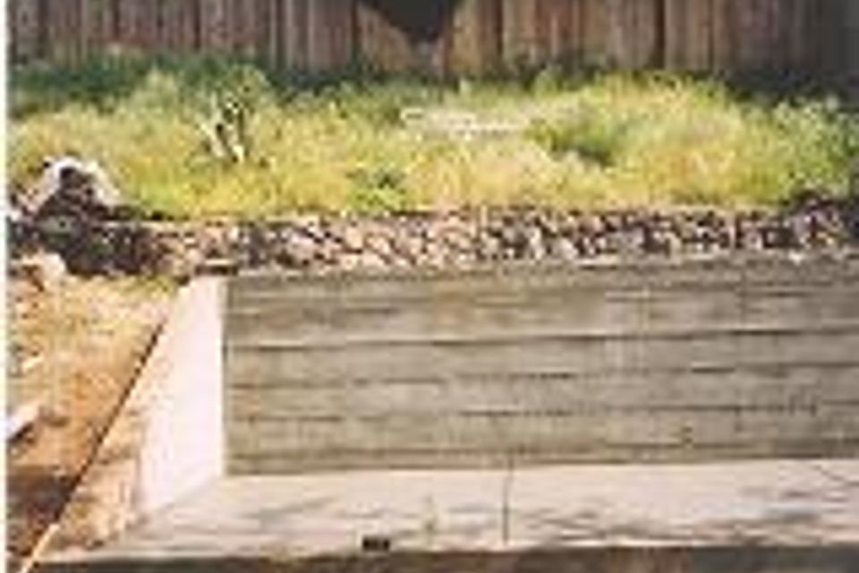 Retwall620160927 15356 q9kn2y