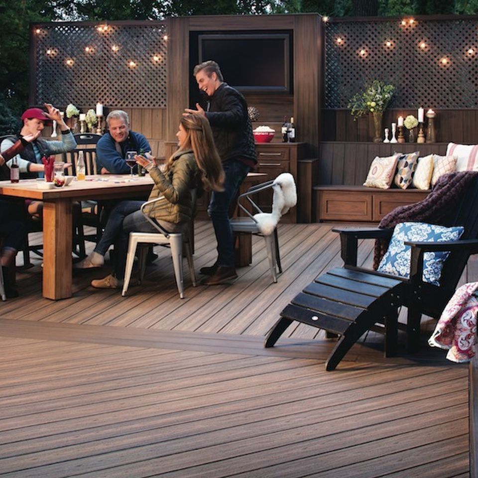 Nuredo magazine   tulsa oklahoma   remodeling   deck design 101   13898 a 960   family sitting at table on deck20180615 23841 1pb3csr
