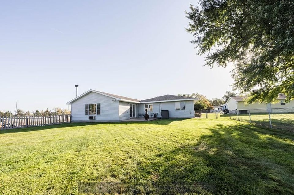 3324 n homestead dr grand island d 9