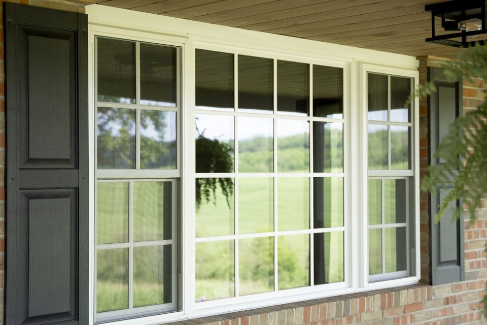 Aeris double hung picture white cottage grid 2 scaled e1745003004988