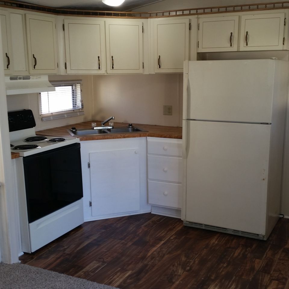 Lot 12 kitchen20171031 31678 tel6sw