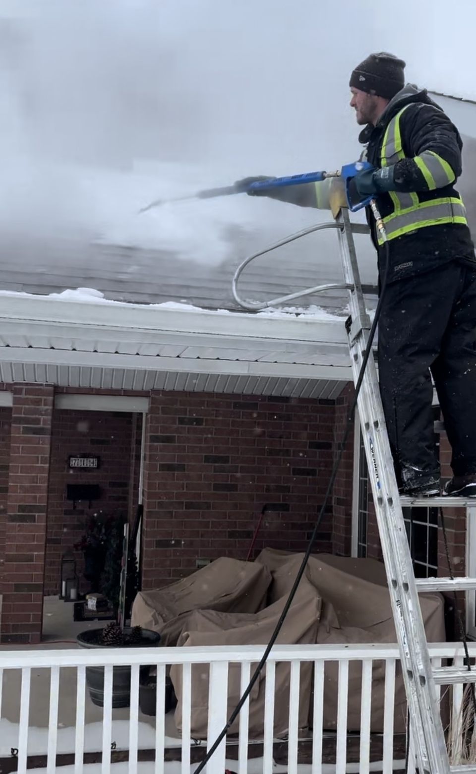 Thumbnail acrtic steamer 2