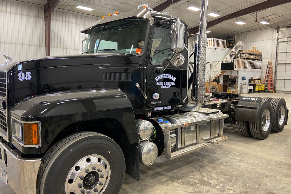 Bandk designs slayton 188