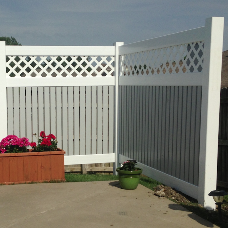 Midland vinyl fence   deck company   tulsa and coweta  oklahoma   vinyl metal wood fence sales and installation   semi privacy   vinyl white two color semi private pool fence with lattice  tall  closeup20170609 5047 2595ew