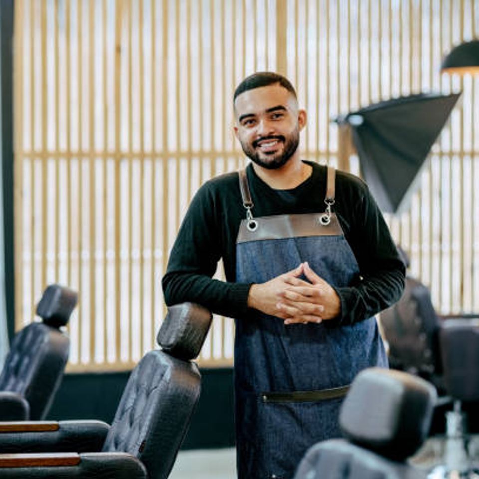 Black barber  4