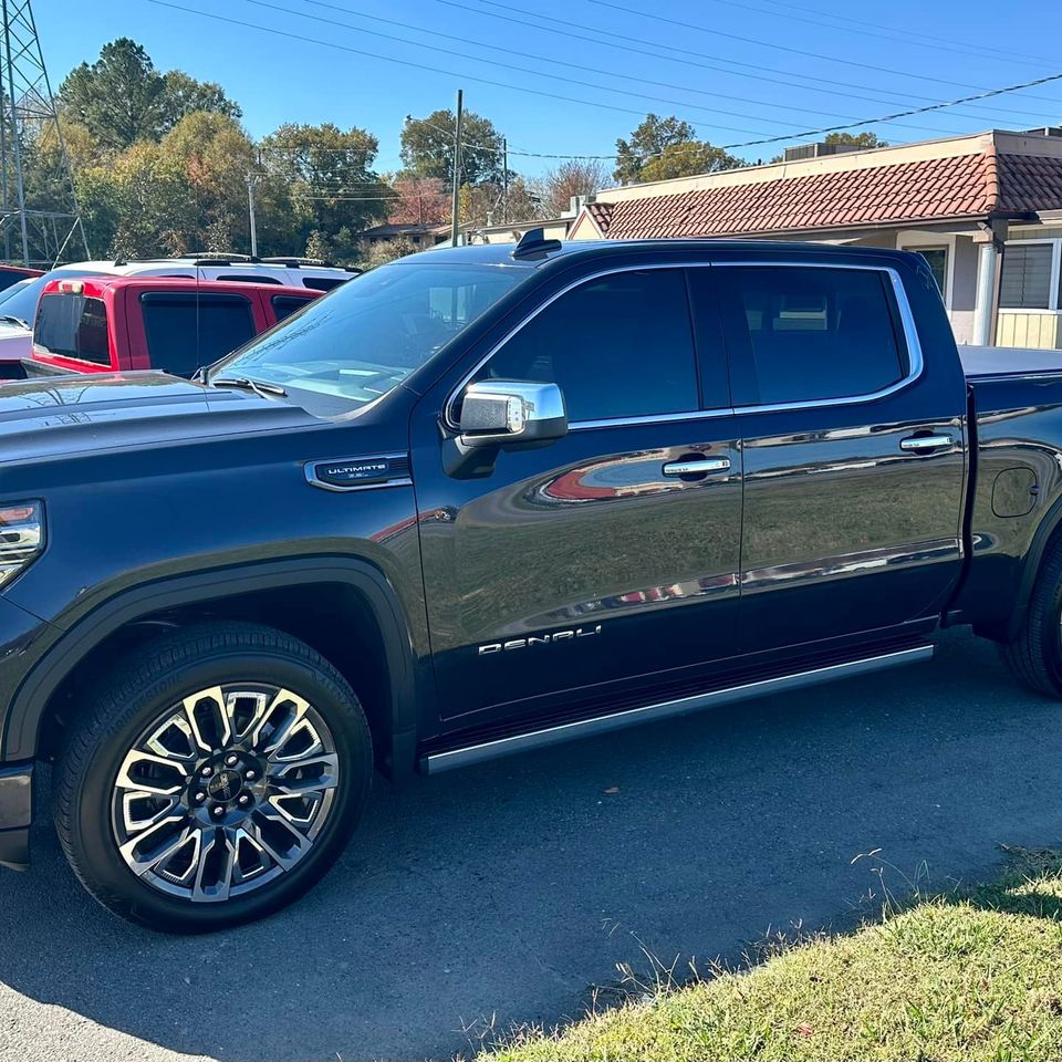 Gmc denali window tint(2)