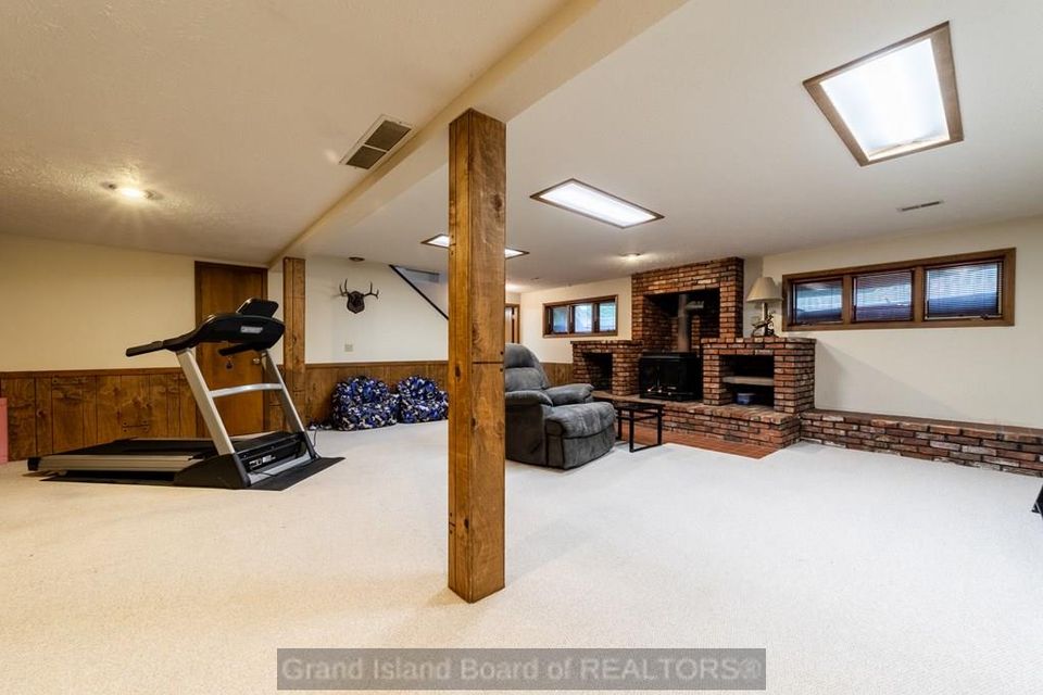 3127 woodridge blvd grand island ne 68801 d 3