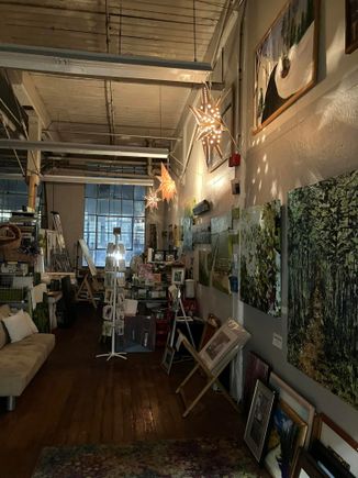 Studio 6 Image 1 Inside