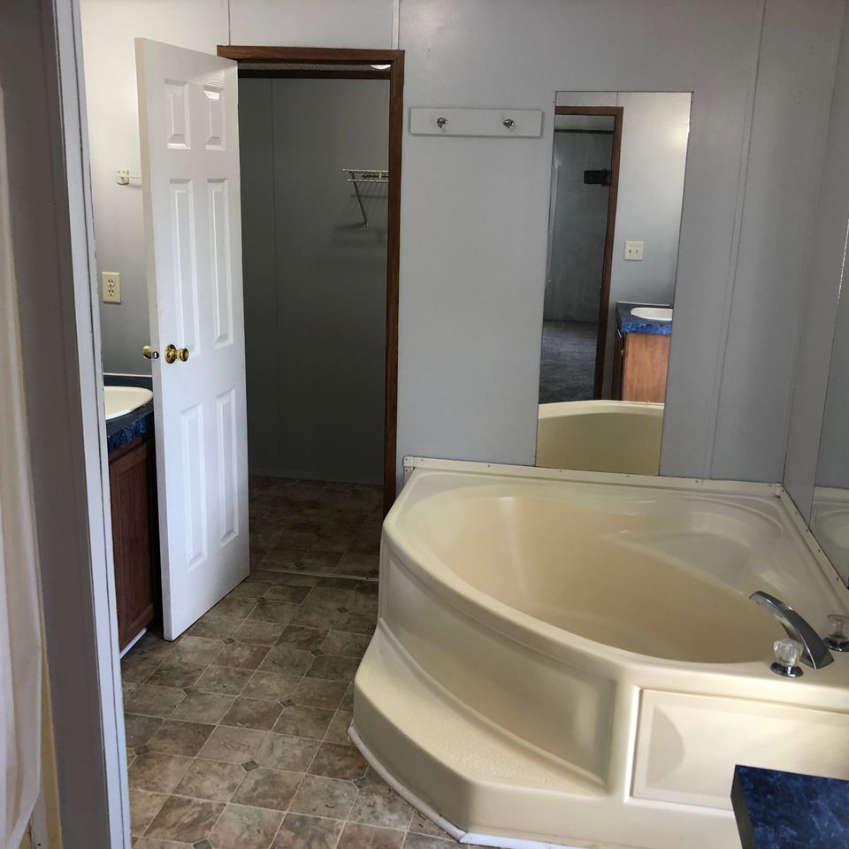 8670 master bath