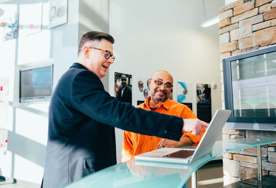 Linkedin sales navigator ydvdprpghv4 unsplash