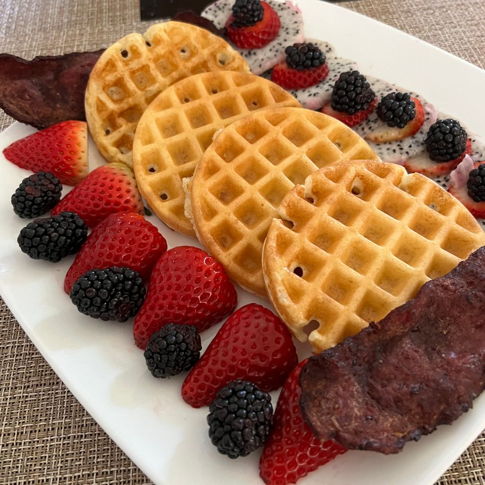 Daves meat and buns waffles breakfast