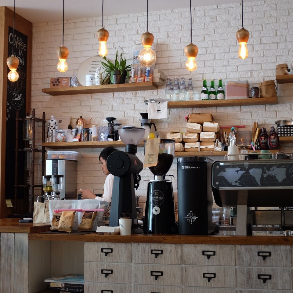 Coffee shop 1209863