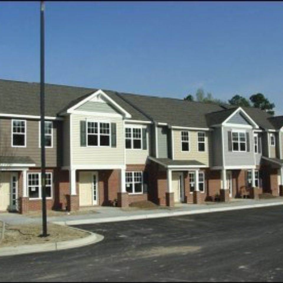 Commercial townhomes 220170515 30413 1u550or