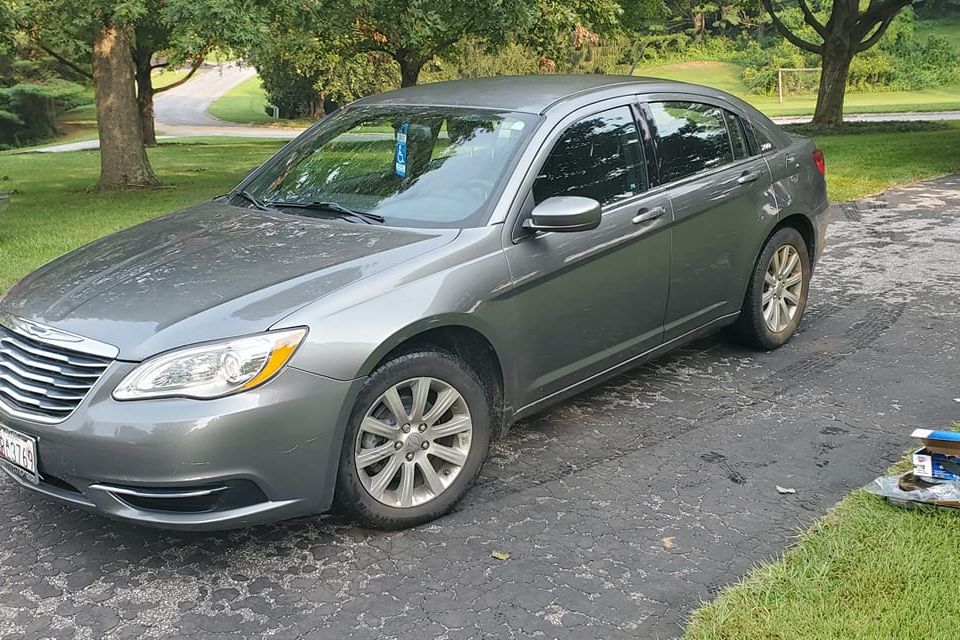 Chrysler 200