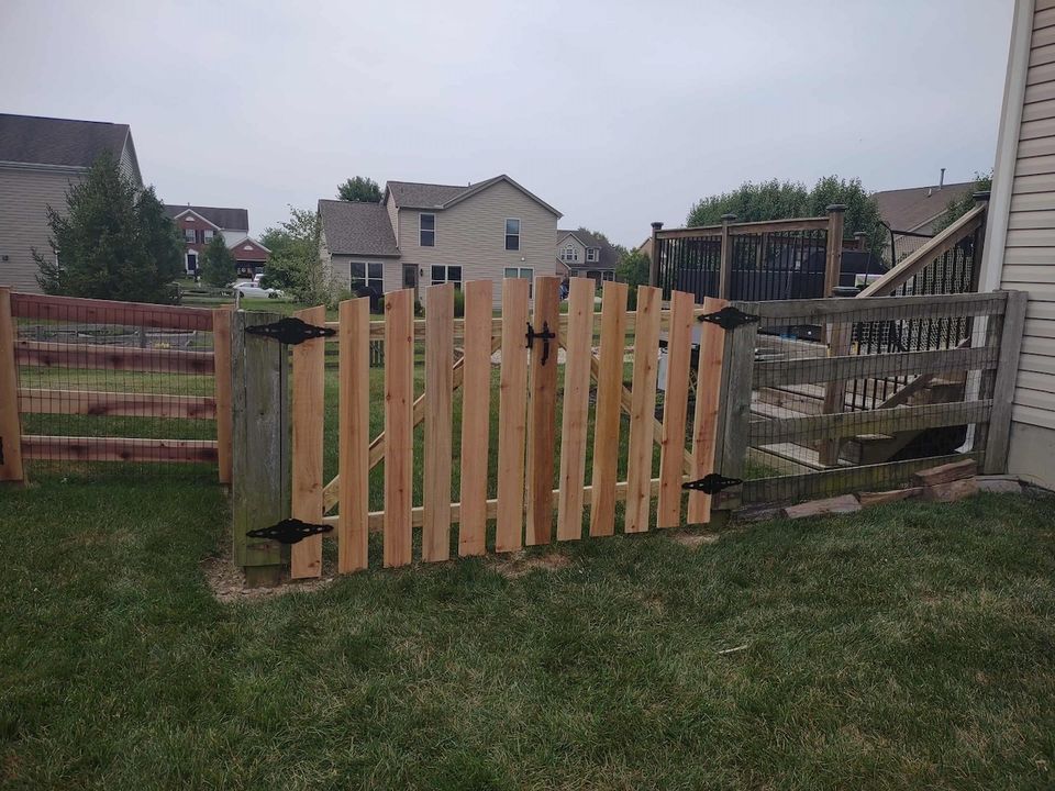 Fence gate install cincinnati  095