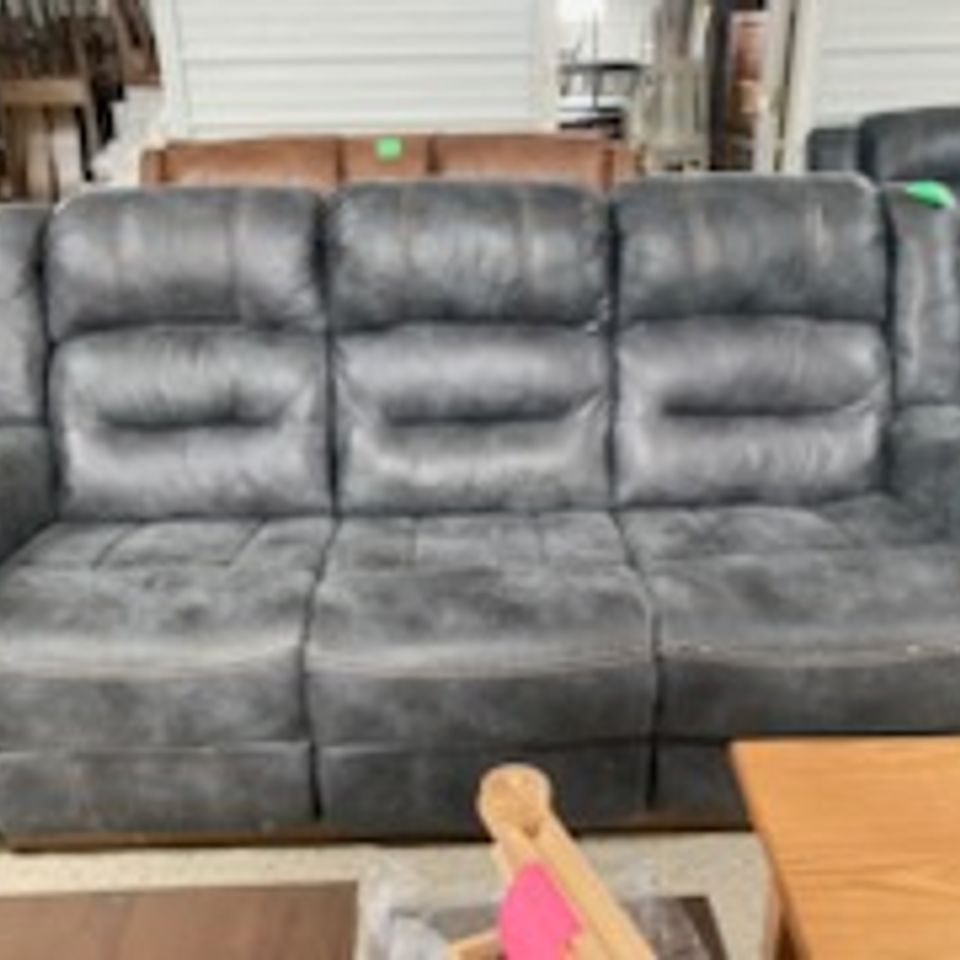 Add living room chairs 3