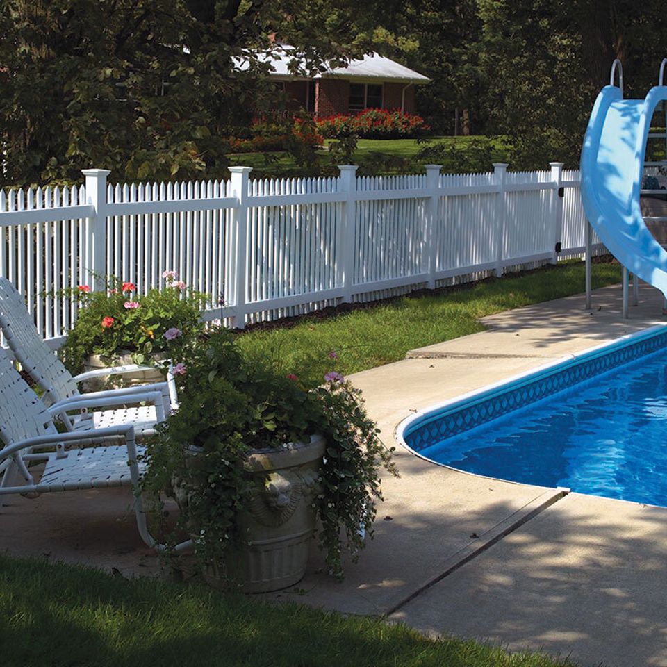 White picket swimming pool fence in Twin Falls Idaho