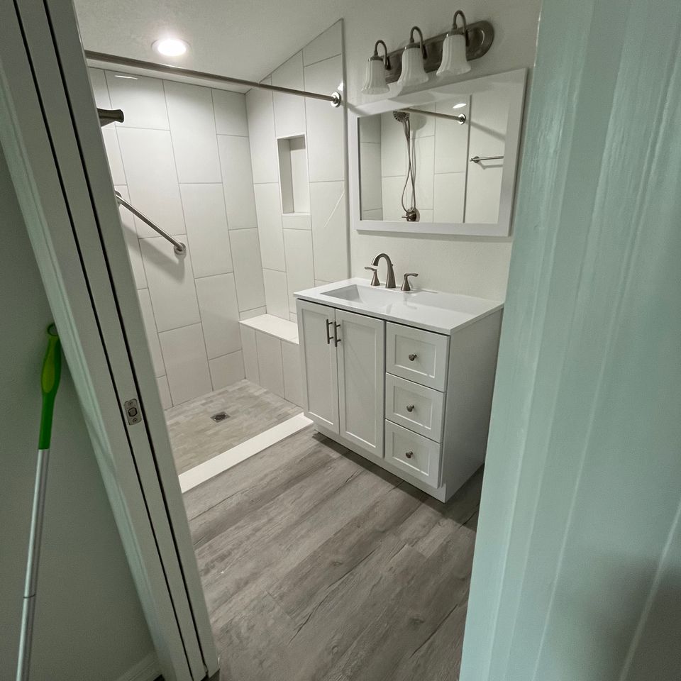 Bathroom shower 2