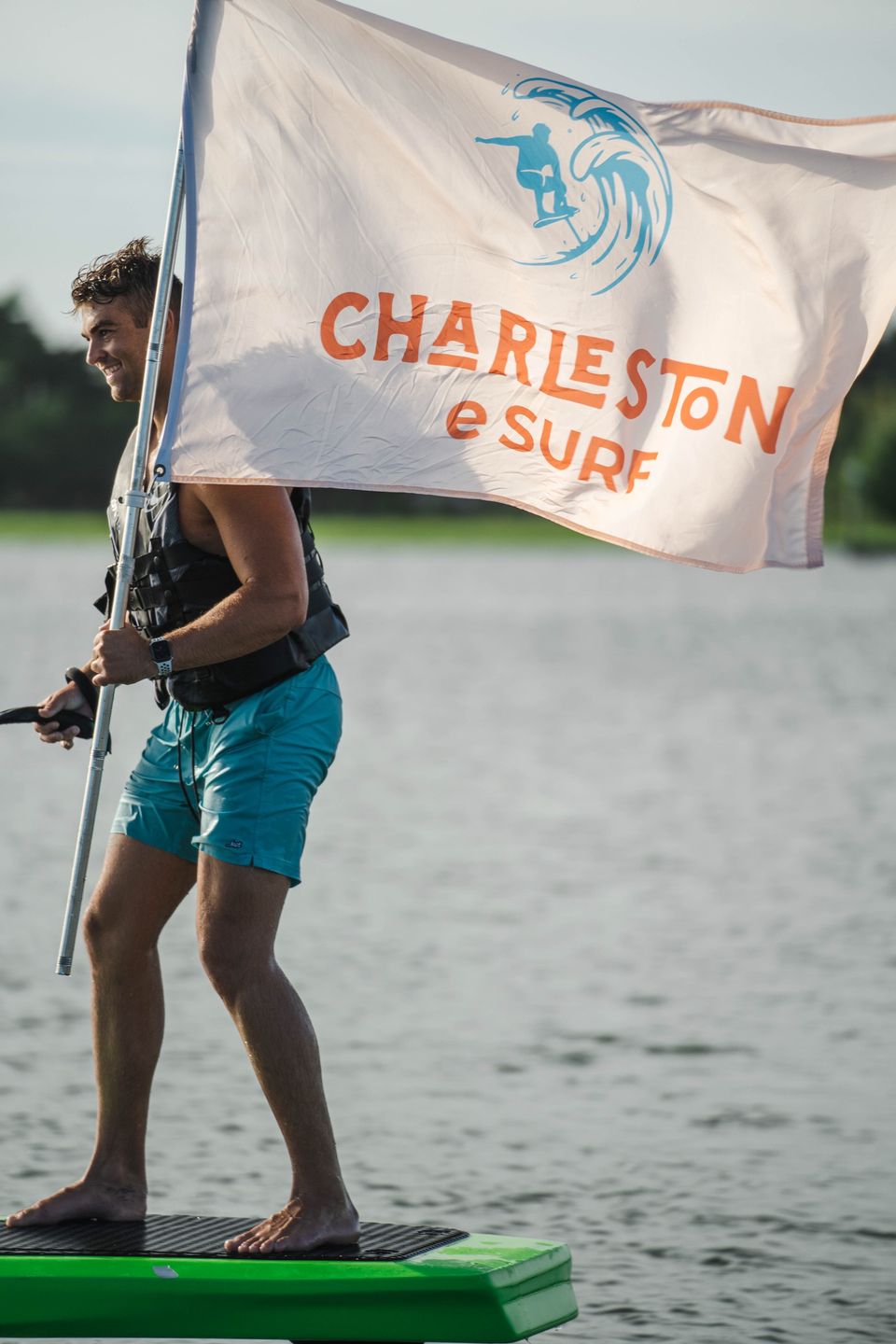 Charleston esurf flag