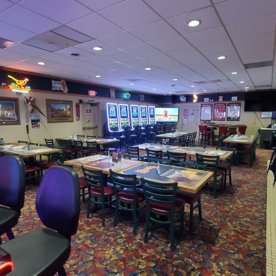 Terrace full lounge e tab west bj table