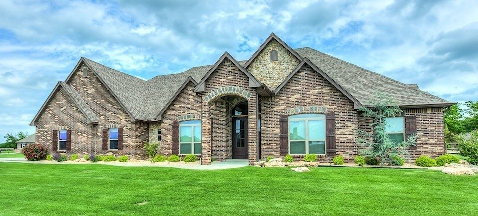 Nuredo magazine   tulsa oklahoma   neighborhoods   stone canyon cover story   oakwood 2 960 s