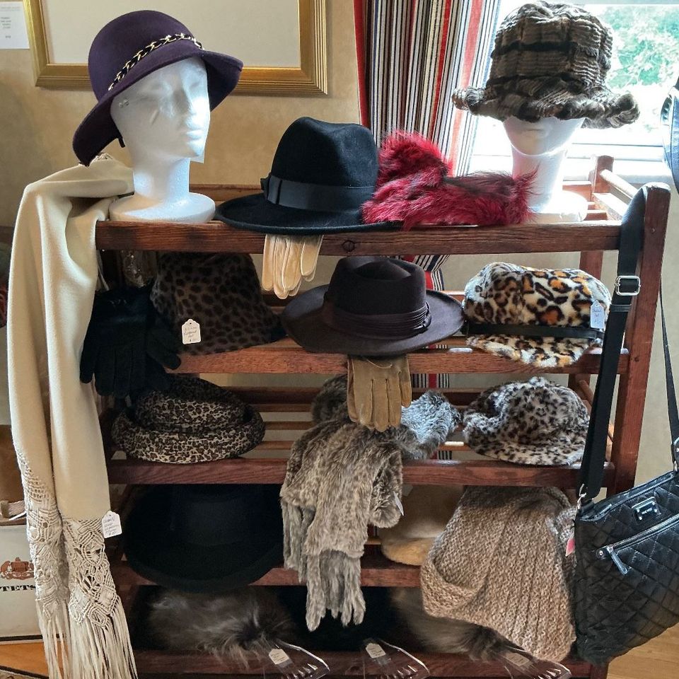 Larrison estate sales woodfield cincinnati089