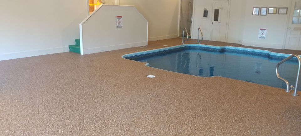 Pebblestone pool deck