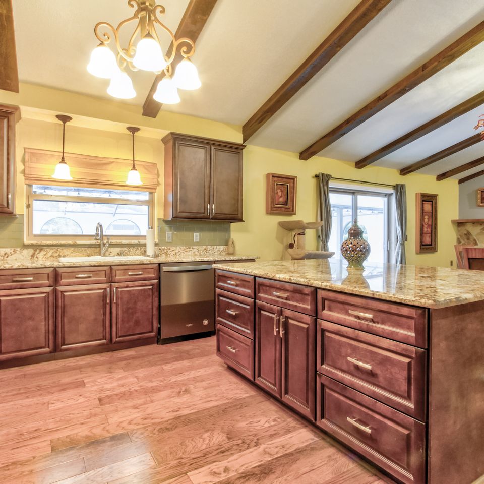 Kitchen  13 